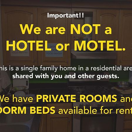 Whole Family - Rosemont Hostel Sacramento Exterior photo